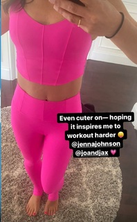 Ginger Zee feet photo thumbnail