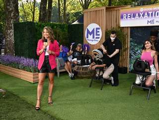 Ginger Zee feet photo thumbnail