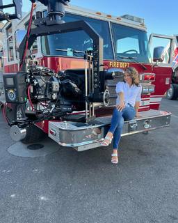 Ginger Zee feet photo thumbnail