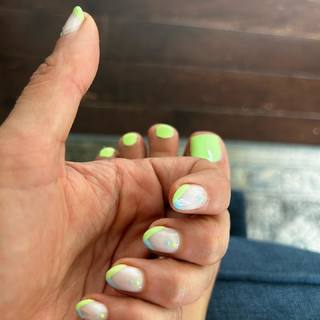 Ginger Zee feet photo thumbnail