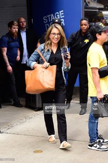 Ginger Zee feet photo thumbnail