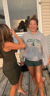 Ginger Zee feet photo thumbnail