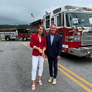 Ginger Zee feet photo thumbnail