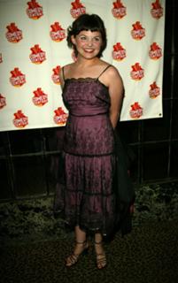 Ginnifer Goodwin feet photo thumbnail