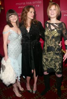 Ginnifer Goodwin feet photo thumbnail
