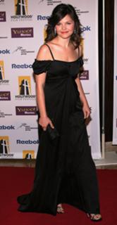 Ginnifer Goodwin feet photo thumbnail
