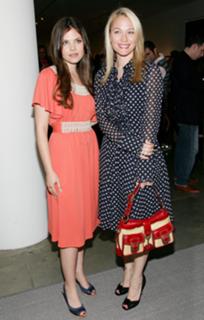 Ginnifer Goodwin feet photo thumbnail