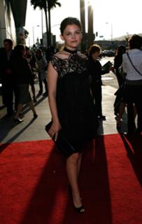 Ginnifer Goodwin feet photo thumbnail