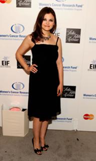 Ginnifer Goodwin feet photo thumbnail