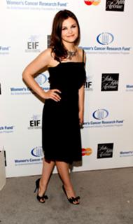 Ginnifer Goodwin feet photo thumbnail