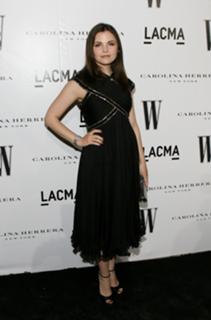 Ginnifer Goodwin feet photo thumbnail