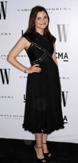 Ginnifer Goodwin feet photo thumbnail