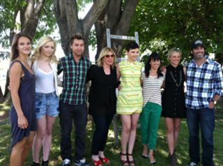 Ginnifer Goodwin feet photo thumbnail