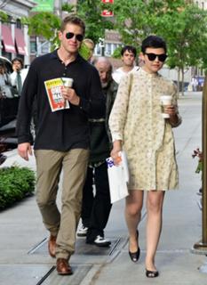 Ginnifer Goodwin feet photo thumbnail
