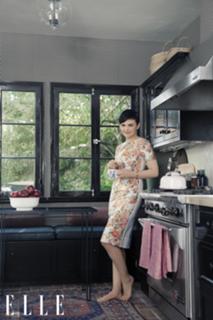 Ginnifer Goodwin feet photo thumbnail