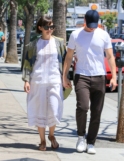 Ginnifer Goodwin feet photo thumbnail