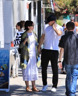 Ginnifer Goodwin feet photo thumbnail
