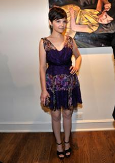 Ginnifer Goodwin feet photo thumbnail