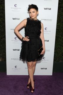 Ginnifer Goodwin feet photo thumbnail