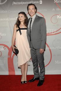 Ginnifer Goodwin feet photo thumbnail
