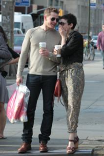 Ginnifer Goodwin feet photo thumbnail