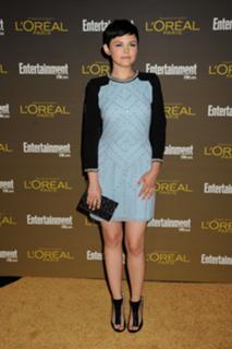 Ginnifer Goodwin feet photo thumbnail