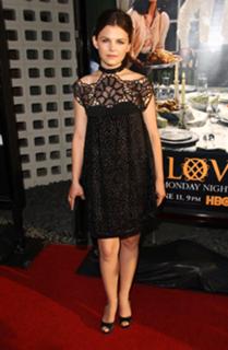 Ginnifer Goodwin feet photo thumbnail