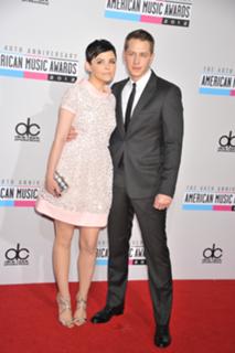Ginnifer Goodwin feet photo thumbnail