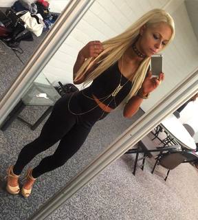 Gionna Daddio feet photo thumbnail