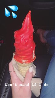 Gionna Daddio feet photo thumbnail