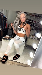 Gionna Daddio feet photo thumbnail