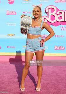 Gionna Daddio feet photo thumbnail