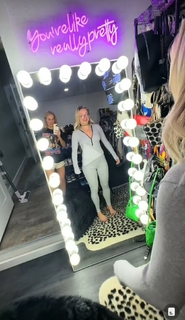 Gionna Daddio feet photo thumbnail