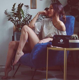 Giorgia Crivello feet photo thumbnail