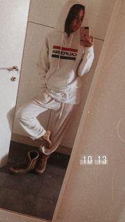 Giorgia Crivello feet photo thumbnail