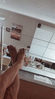 Giorgia Crivello feet photo thumbnail