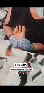 Giorgia Crivello feet photo thumbnail