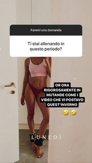 Giorgia Crivello feet photo thumbnail