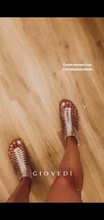 Giorgia Crivello feet photo thumbnail