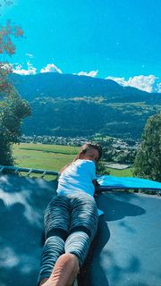 Giorgia Crivello feet photo thumbnail