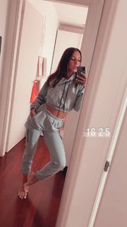 Giorgia Crivello feet photo thumbnail
