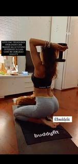 Giorgia Crivello feet photo thumbnail