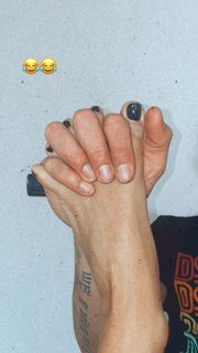 Giorgia Crivello feet photo thumbnail