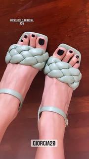 Giorgia Crivello feet photo thumbnail