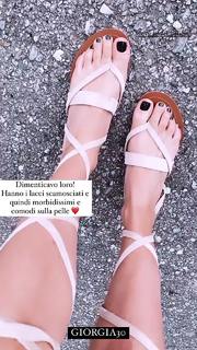 Giorgia Crivello feet photo thumbnail