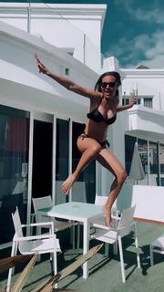 Giorgia Crivello feet photo thumbnail