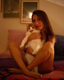 Giorgia Crivello feet photo thumbnail