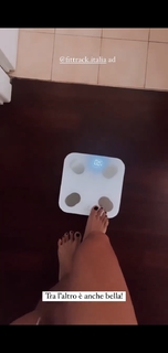 Giorgia Crivello feet photo thumbnail
