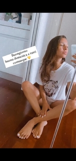 Giorgia Crivello feet photo thumbnail