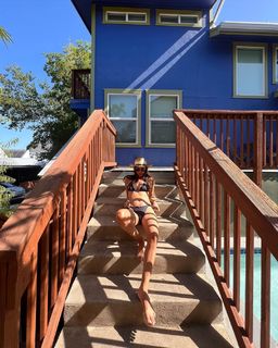 Giorgia Crivello feet photo thumbnail
